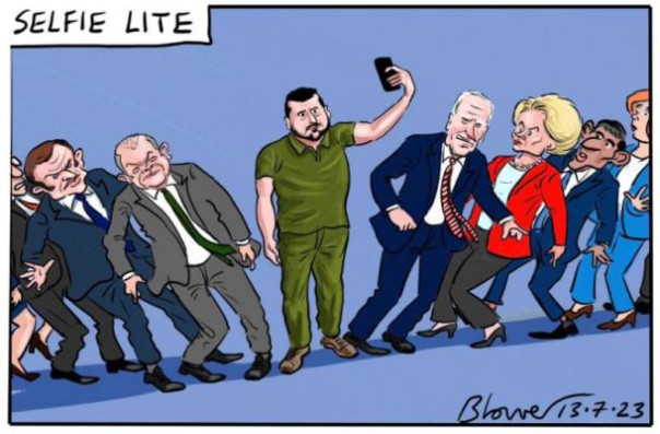 Бедная-бедная Украина: против клоуна опять барыга и боксер. Владимир Скачко