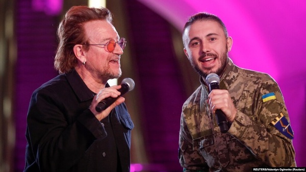 Иногда ртом лучше есть, чем петь или говорить