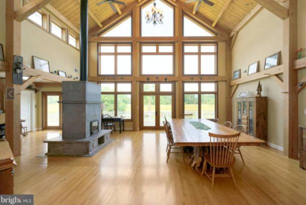 Как экс-депутат Госдумы Пономарёв* мечтает расстреливать россиян и покупает особняки в Америке