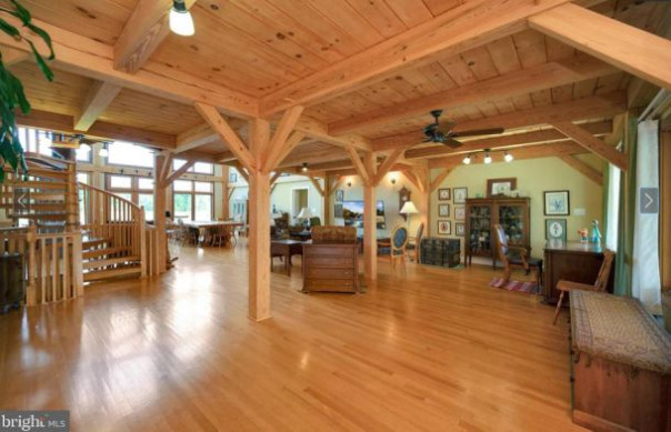 Как экс-депутат Госдумы Пономарёв* мечтает расстреливать россиян и покупает особняки в Америке