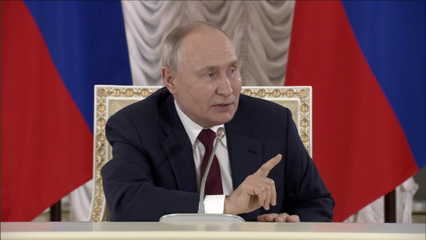 Путин: &laquo;Киевский режим потерял уже 415 танков в ходе контрнаступления. 2/3 - иностранная техника&raquo;