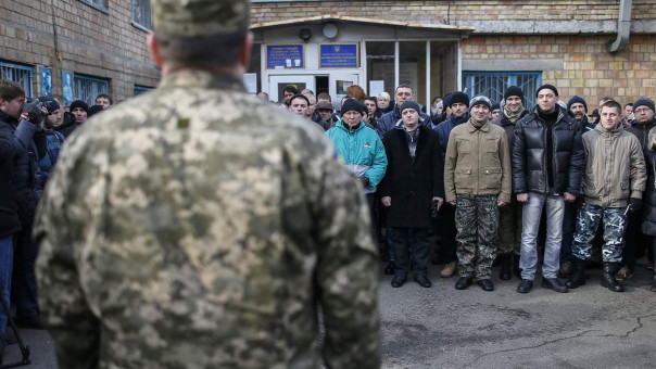 Бросились в погоны: на Украине готовят новый этап мобилизации