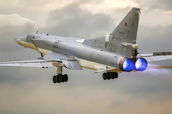 Массированные комбинированные ракетные удары по Украине сейчас. Основная цель ПВО