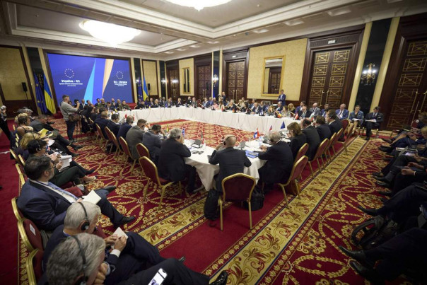 Не сложилось: между Парижем и Берлином разгорелся скандал из-за помощи Киеву