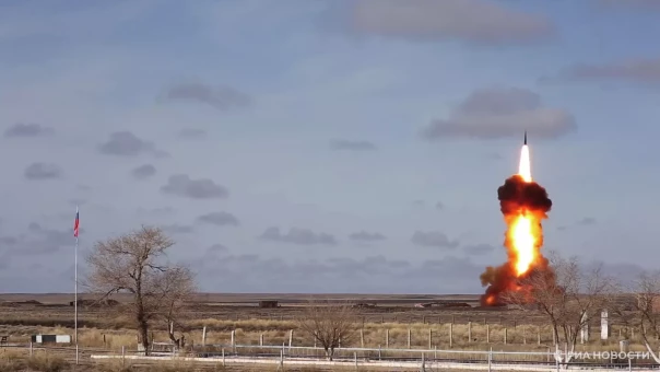 Ослепить и сжечь. За каким оружием — будущее