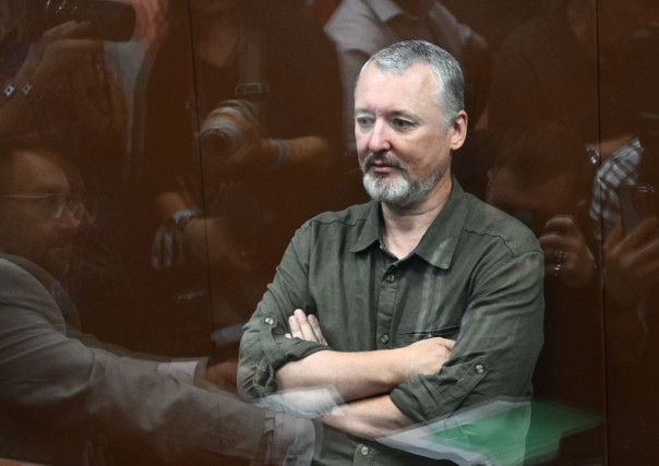 Прокурор попросил почти пять лет колонии для экс-​министра обороны ДНР Стрелкова