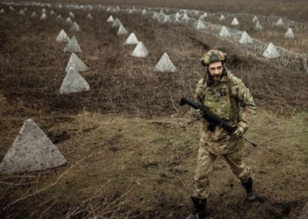 Украина копирует &laquo;линию Суровикина&raquo; и теряет позиции на всех направлениях