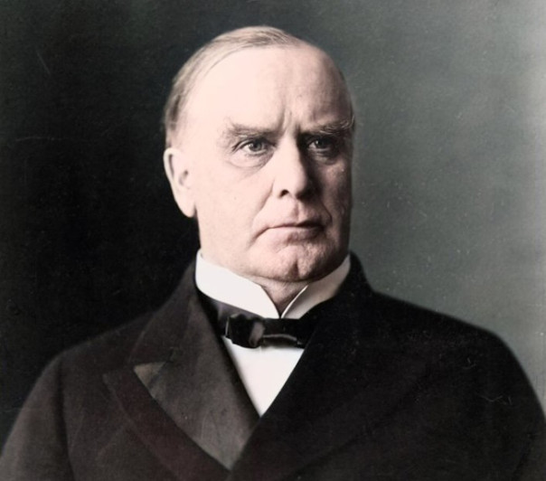 Врач вводил кроликам бактерии убитого президента США. Что?