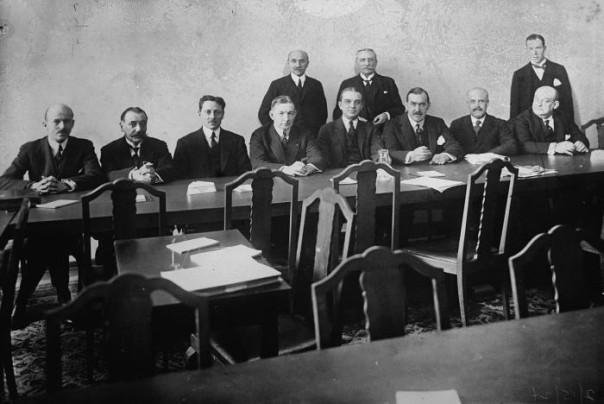 100 лет &laquo;Плана Дауэса&raquo;: забывать нельзя. Валентин Катасонов