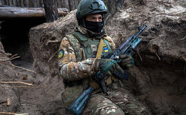 Это катастрофа: Сырский проклинает британцев, обещавших, что Днепр замерзнет, и Крынки доведут до Крыма