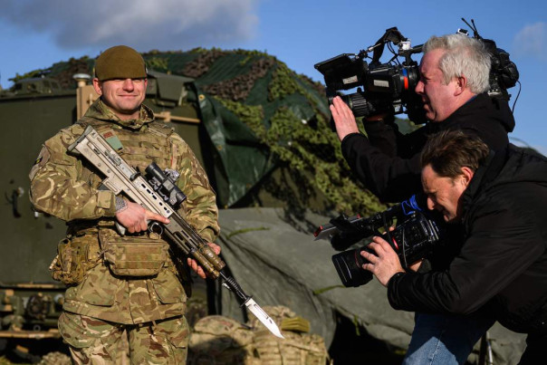 Где их маневры: как НАТО готовится отвечать на мнимое вторжение России