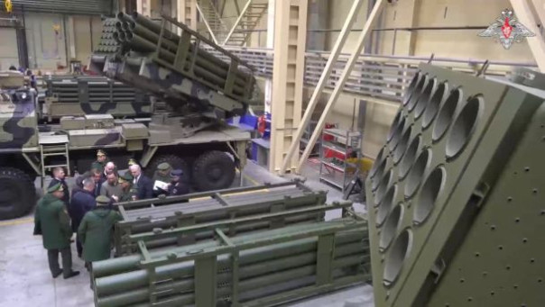 Министр обороны РФ проверил выполнение гособоронзаказа предприятиями ОПК в Тульской области