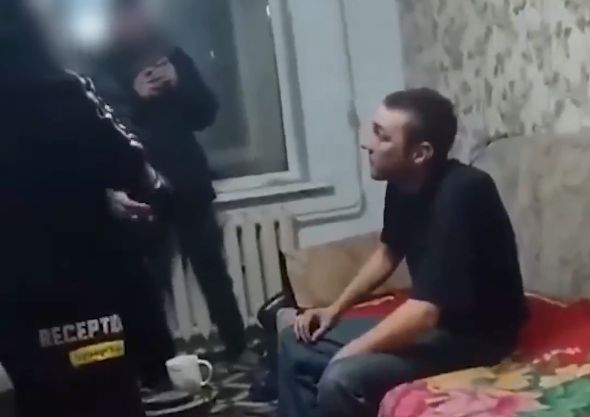 Очередной скандал с подростковой бандой произошел в Уссурийске &mdash; &laquo;детки&raquo; занимаются вымогательством и нападают на местных, в том числе на ветерана СВО