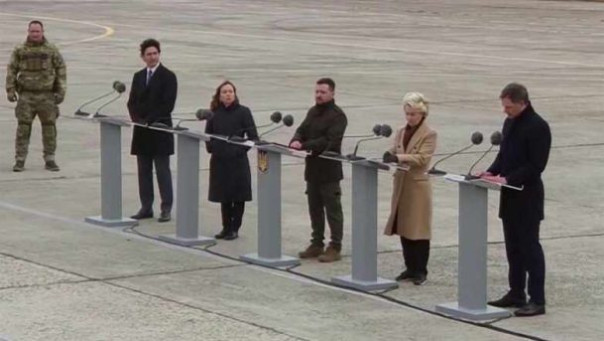 Почему у стольких &laquo;нянек&raquo; Украина &laquo;без глазу&raquo;