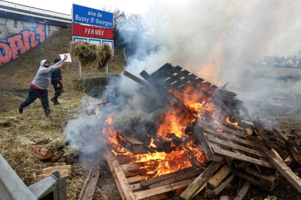 Просто вилы: почему фермеры вышли на протесты по всей Европе