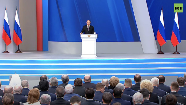 Путин чувствует себя увереннее, чем год назад &mdash; мировые СМИ о послании президента России Федеральному собранию