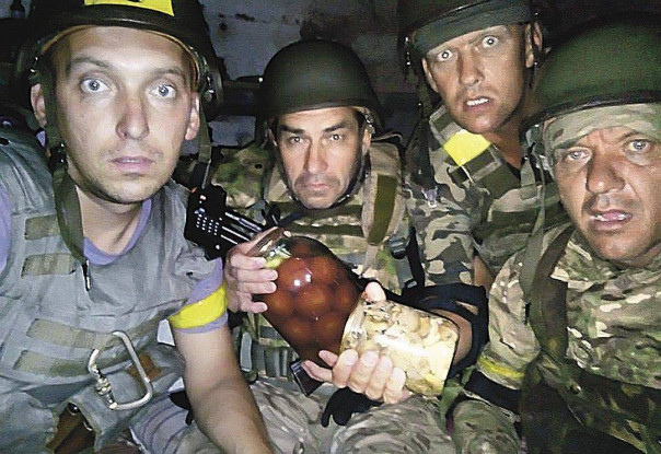 Расскажите нам где прячутся укровояки... нам надо