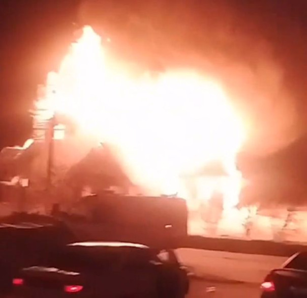 В омском селе сгорели два храма с разницей в сутки &mdash; местные считают, что всему виной мог стать поджигатель