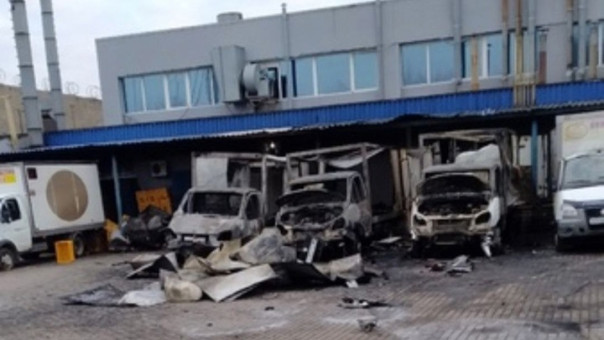 Четыре человека пострадали во время удара ВСУ по хлебозаводу в Горловке, ВСУ обстреливали всю ночь микрорайон Текстильщик
