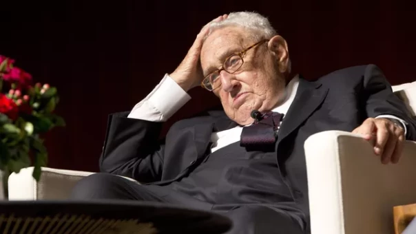 "Не послушал": в Киеве раскрыли, о чем Киссинджер предупредил Зеленского