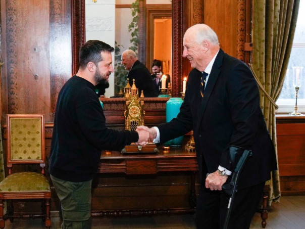 Папу римского госпитализировали после аудиенции в Ватикане