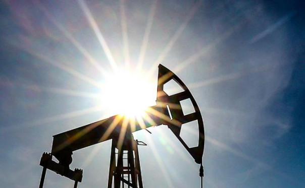 Bloomberg в недоумении: &laquo;Теневой флот&raquo; Путина обходит все рифы. Каких капитанов он зачислил в свою команду?