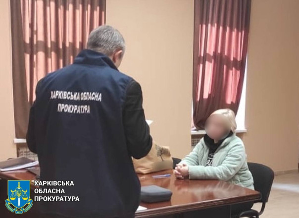 Харьковские гестаповцы СБУ задержали женщину, которая публично пожаловалась на употребление боевиками ВСУ наркотиков в школе