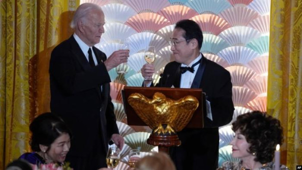 Япония принимает на себя роль глобального военного пособника Америки