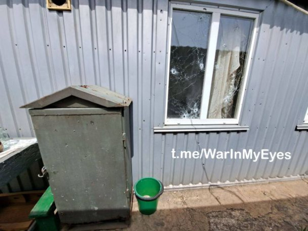 В праздник Вербного воскресенья ВСУ атаковали храм в донецком поселке Александровка &mdash; от кассетного боеприпаса погибла пожилая женщина