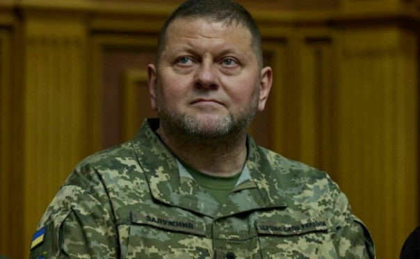 Залужного месяц держат в СБУ, добиваясь согласия стать послом в Лондоне &mdash; инсайд