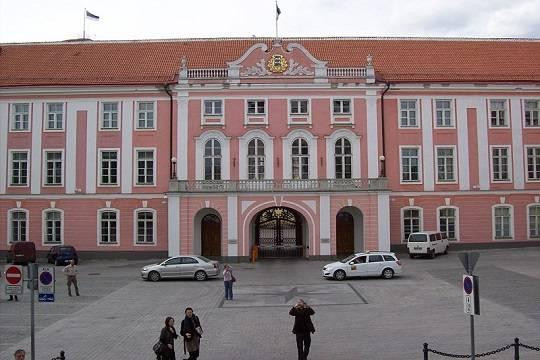 Парламент Эстонии принял закон об использовании активов РФ для компенсации ущерба Украине