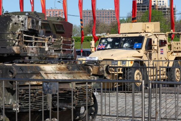 «Репутация разрушена». Что пишут западные СМИ о выставке трофеев в Москве