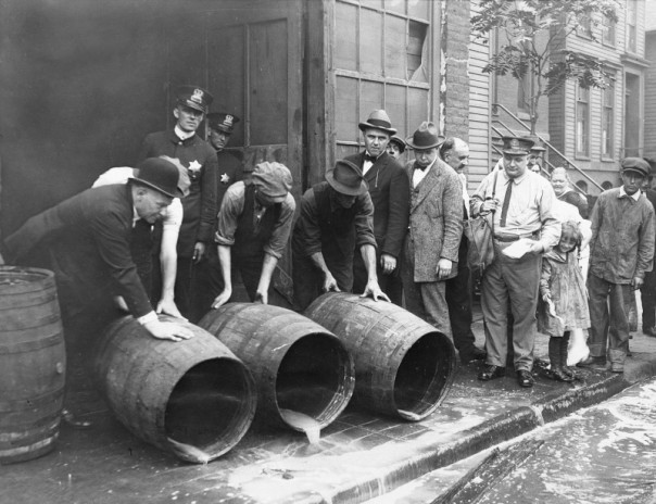 Спирт опаснее пуль: Как действует алкогольное лобби в России