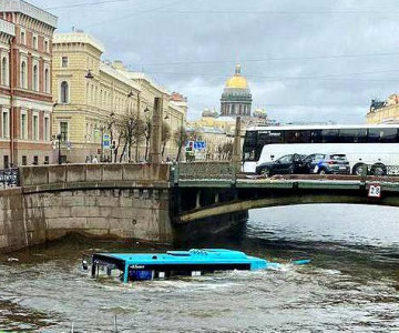 Троих дагестанцев наградят за спасение пассажиров автобуса в Петербурге