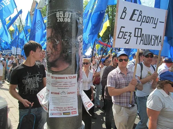 «Хорошее, антифашистское украинство»? А зачем оно вообще, если есть Россия?