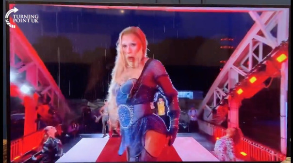 Ему нравится, а французам нет, Официальный твиттер (Х) Олимпийских Игр удалил видео с Церемонии открытия | ЛГБТ и спортсмены в шоке