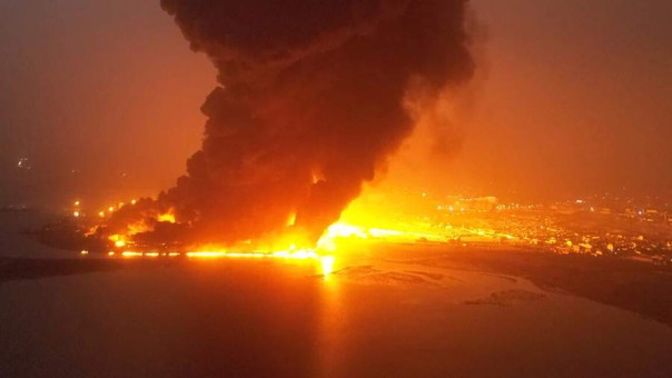 Хуситы обещают ответить по Хайфе: Израиль нанес авиаудар по порту Ходейда в Йемене | Новости Израиля