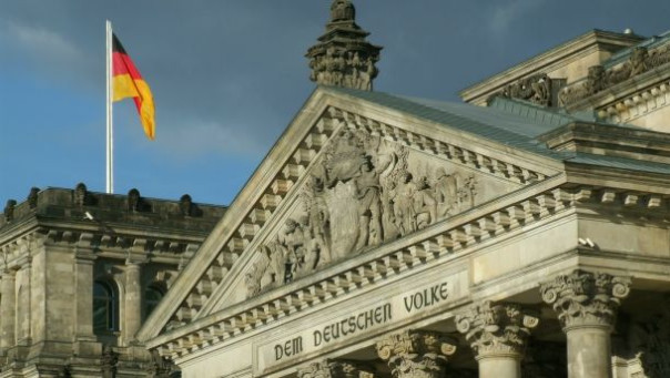 Немцы подняли бунт против "азовцев"*: "Невероятный скандал" вокруг украинских штурмовиков добрался до бундестага