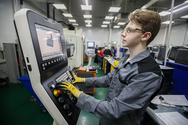 РГ: Кадровый голод меняет рынок труда: соискатель важнее работодателя, он формулирует условия и предложение