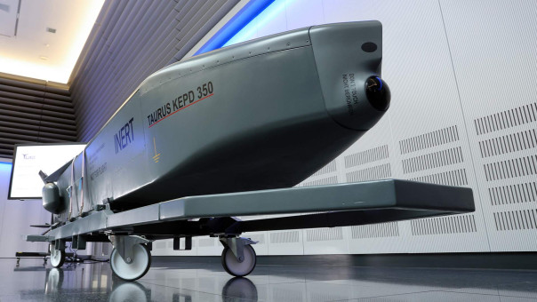 Заставили на паузу: в ФРГ перестали обсуждать отправку Taurus Киеву