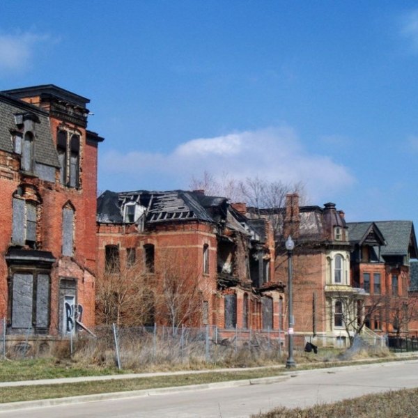 Майкл Снайдер: Обширные территории Америки настолько подавлены, что выглядят как кадры из фильма ужасов