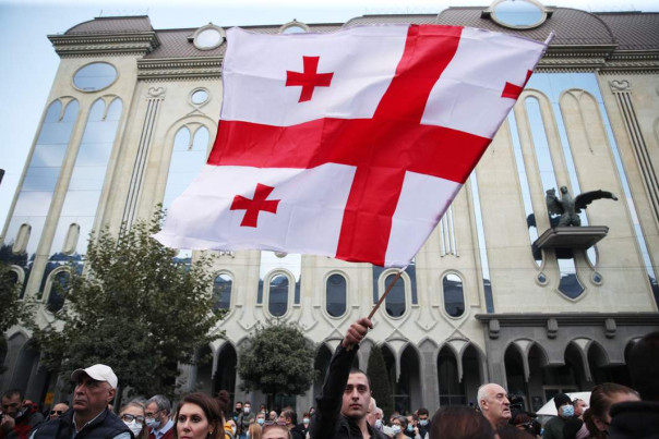Тяжко виновен: Саакашвили могут обвинить в измене родине