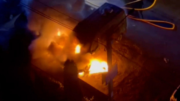 В Киеве за ночь неизвестные подожгли три автомобиля укровояк.