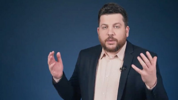 Нападение на руководителя экстремистского ФБК Леонида Волкова* в марте заказал сооснователь ЮКОСа Леонид Невзлин*