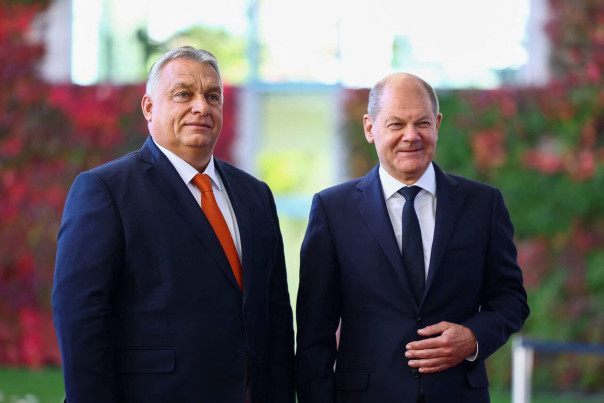 Орбан: &laquo;Канцлер, добро пожаловать в наш клуб!&raquo;