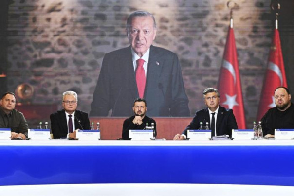 Турция: притязания на Крым носят бессрочный характер