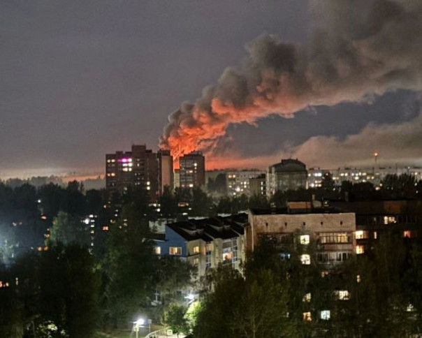 В Ярославле потушили крупный пожар.
