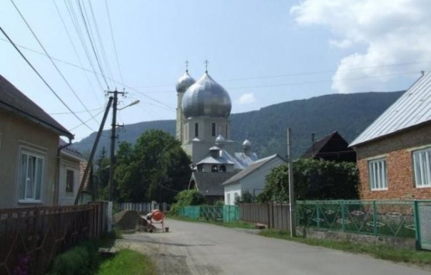 Закарпатцы борются с ТЦК и подозревают, что с Россией будет лучше