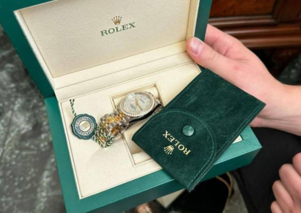 Миллионы в тумбочке. Депутат из &laquo;Слуги народа&raquo; вместе с сыном &laquo;заработала&raquo; на уклонистах более 6 миллионов долларов