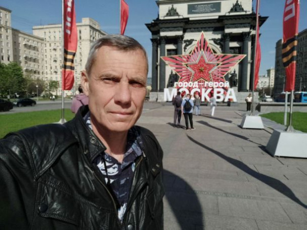 Оператор Одесской киностудии тайно сделал гражданство России и сбежал вместе с кошкой